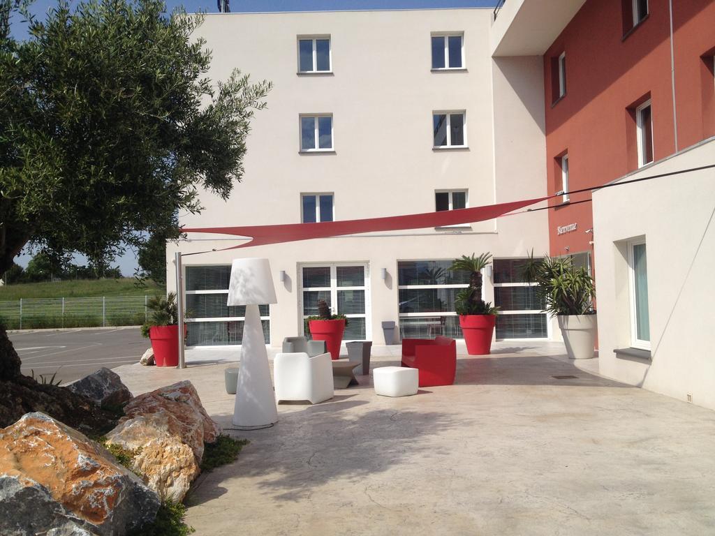Kyriad Perpignan Sud Kültér fotó